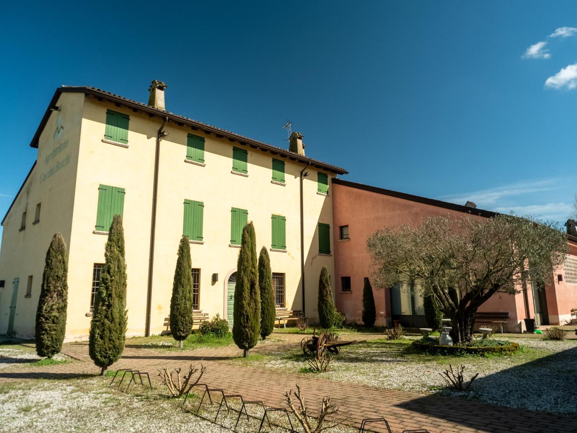 Agriturismo Borgo Del Mincio Volta Mantovana Luaran gambar